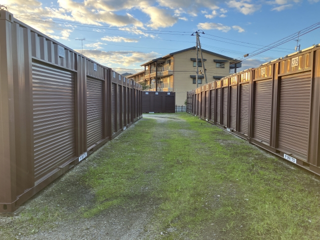 アドレストランクルーム泉町滝尻（福島県いわき市泉町滝尻）通路写真