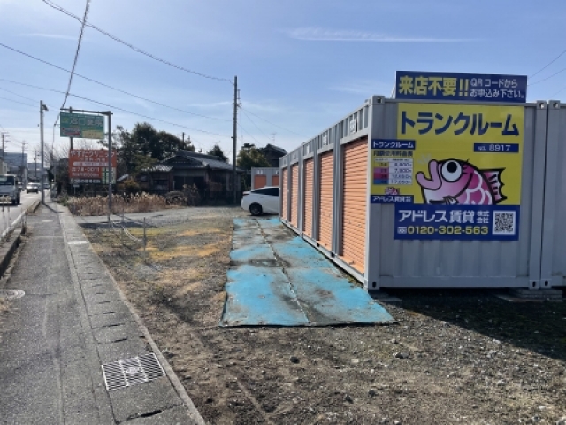 アドレストランクルーム大垣市室村町（岐阜県大垣市室村町）入口付近写真