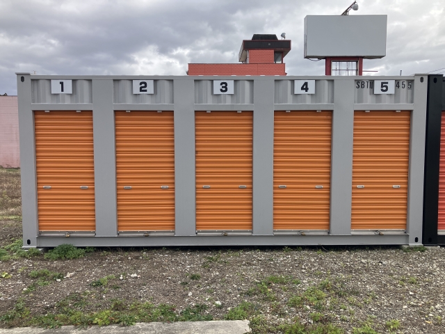 アドレストランクルーム柴田町若葉町（宮城県柴田郡柴田町船岡）通路写真